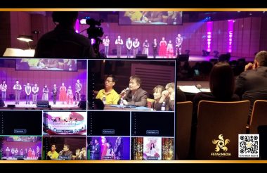 聚星传媒 唱到北京去 毕福剑温哥华歌曲选秀节目 舞美设计 灯光音响 视频设计制作 现场多机位录制 专业电视节目录制 投影屏幕