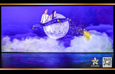 迪斯尼舞台剧剧场背景双投影屏幕及舞台剧视频设计