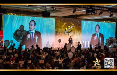 金枫叶电影节 聚星传媒投影大屏幕视频录像直播屏幕内容设计