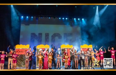 本拿比春晚灯光设计