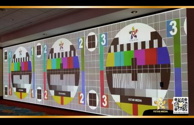 酒店会议室Ballroom墙面两台投影视频背景墙