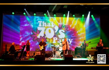 晚会舞台背景双投影视频墙